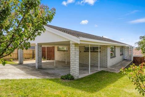 Property photo of 230 Roslyn Avenue Blackmans Bay TAS 7052