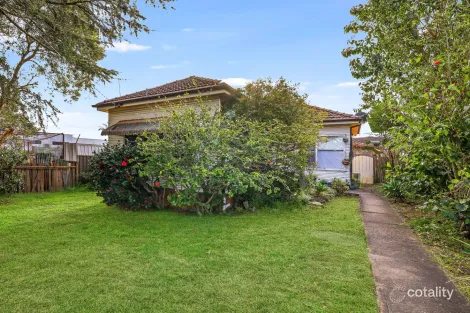 Property photo of 4 Pineview Avenue Roselands NSW 2196