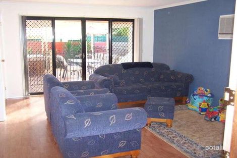 Property photo of 8 Delphin Court Narre Warren VIC 3805