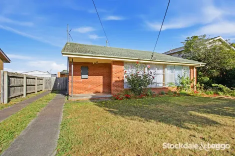 27 Manuka St, Churchill, VIC 3842