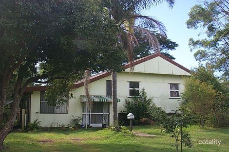 Property photo of 13 Second Avenue Beachmere QLD 4510