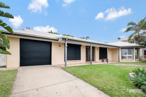 17 Macaulay Way, Pacific Heights, QLD 4703