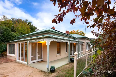38 Urquhart St, Castlemaine, VIC 3450