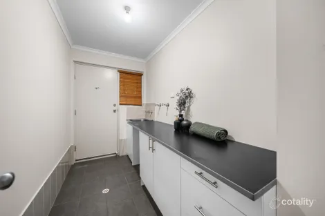 Property photo of 33 Field Street Parafield Gardens SA 5107