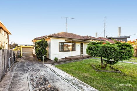 Property photo of 30 Weringa Avenue Lake Heights NSW 2502