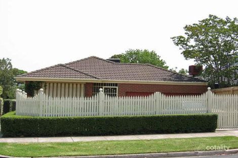 Property photo of 2/8 Highbury Street Balwyn North VIC 3104