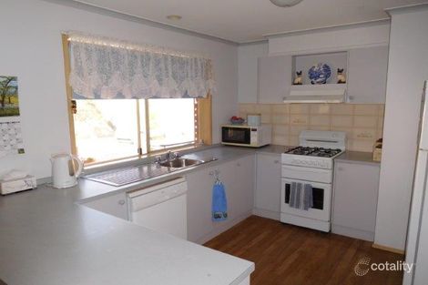 Property photo of 2 Sunlight Court Shepparton VIC 3630