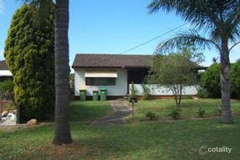 32 Honeysuckle St, Umina Beach, NSW 2257