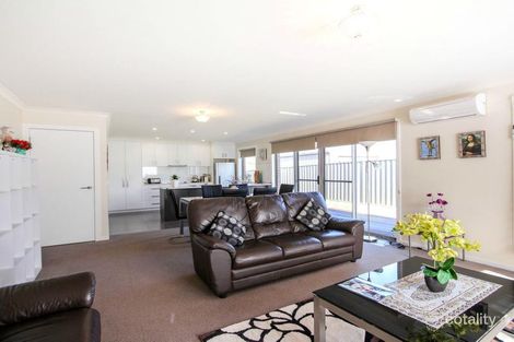 Property photo of 2/8 Merlot Court Hawley Beach TAS 7307
