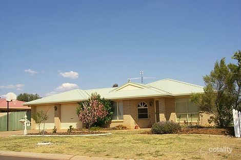 48 Liquidambar St, Glenvale, QLD 4350