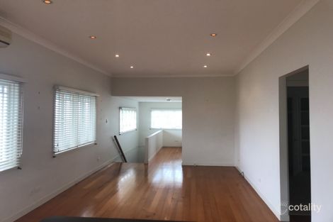 Property photo of 26 Lilley Road Bardon QLD 4065