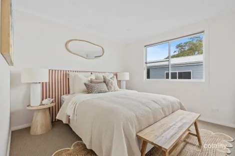 Property photo of 32 Ilett Street Mollymook NSW 2539