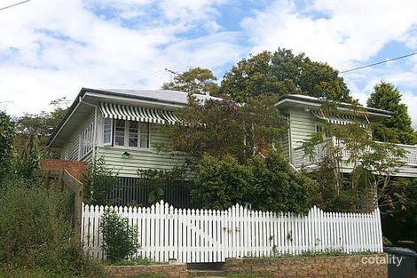 19 Rougham St, Windsor, QLD 4030