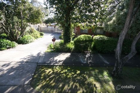 9 Central Ave, Croydon South, VIC 3136