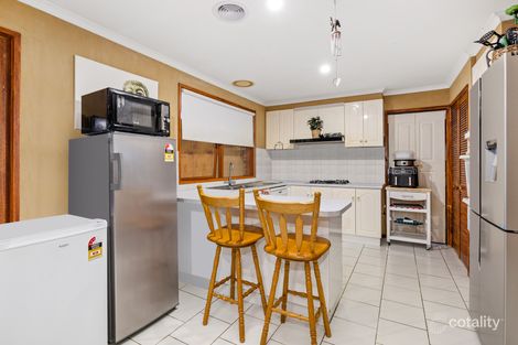 Property photo of 5 Earling Close Wyndham Vale VIC 3024