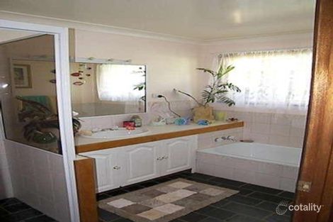 Property photo of 6 Selkirk Court Highfields QLD 4352