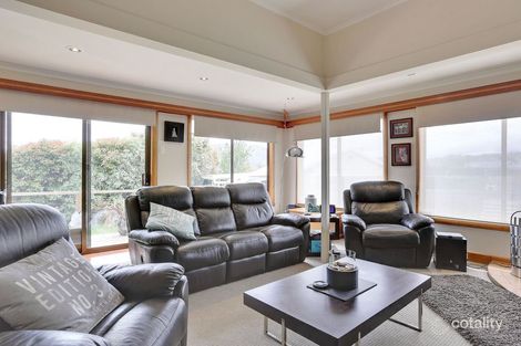 Property photo of 10 St Aubyn Square Moonah TAS 7009
