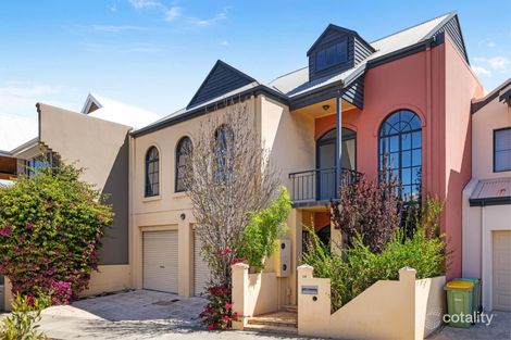 Property photo of 28 Burns Street North Fremantle WA 6159