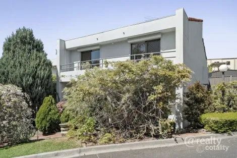 1/7 Fabian Ct, Maribyrnong, VIC 3032