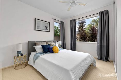 Property photo of 25 Macquarie Circuit Pakenham VIC 3810