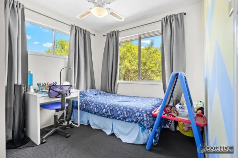 Property photo of 33 Grenadier Street Bray Park QLD 4500