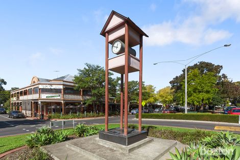 Property photo of 9/45 Barrabool Road Highton VIC 3216