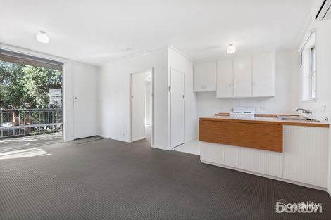 Property photo of 9/45 Barrabool Road Highton VIC 3216