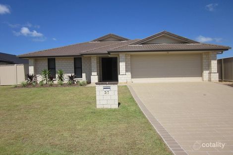 37 Lancaster Cct, Redland Bay, QLD 4165