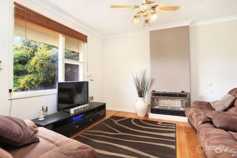1 Alfred Rd, Ridgehaven, SA 5097