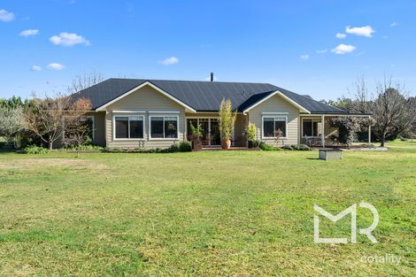 Property photo of 154 Malcolm Street Mansfield VIC 3722