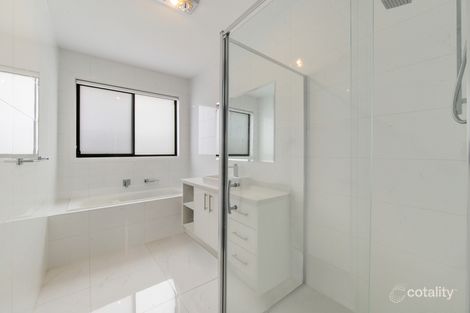 Property photo of 2/24 Apollo Road Taylors Lakes VIC 3038