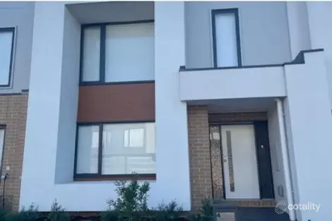 4 Selhurst Gr, Wyndham Vale, VIC 3024