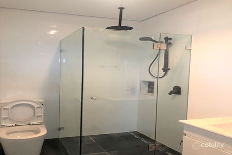 Property photo of 36 Governor Macquarie Drive Chipping Norton NSW 2170