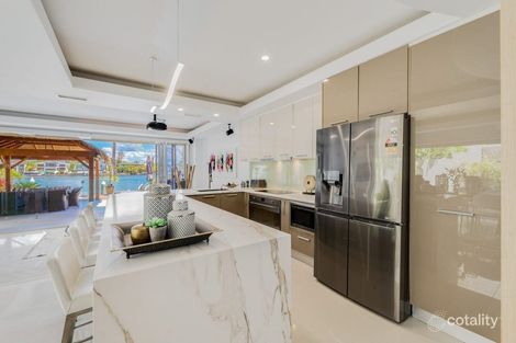 Property photo of 1/8 Sunset Boulevard Surfers Paradise QLD 4217