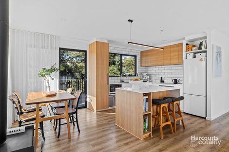 Property photo of 18 Mirramar Park Blackmans Bay TAS 7052