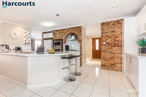 Property photo of 3 Tipuana Place Edgewater WA 6027