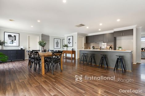 Property photo of 5 Scordia Place Pakenham VIC 3810