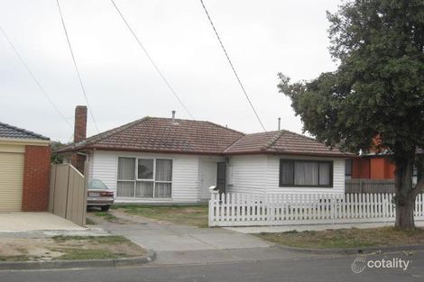 5 Lenaro St, Dandenong, VIC 3175