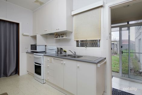 Property photo of 28 Bruce Street Dandenong VIC 3175