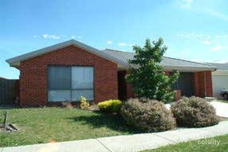 Property photo of 13 Bounty Way Berwick VIC 3806