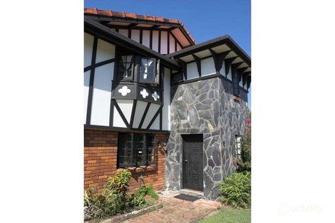 Property photo of 6 Nerang River Drive Nerang QLD 4211