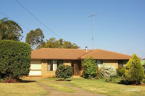 24 Melway Cres, Harristown, QLD 4350