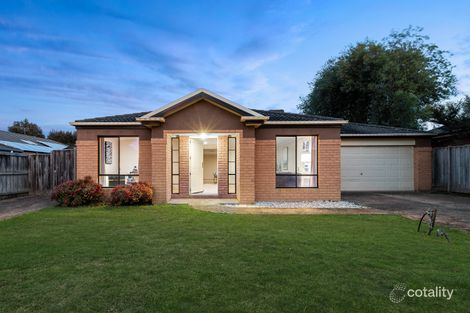 Property photo of 17 Bordeaux Grove Narre Warren South VIC 3805