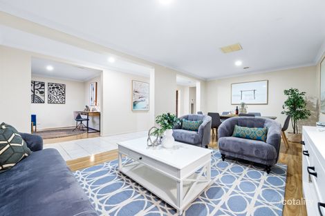 Property photo of 17 Bordeaux Grove Narre Warren South VIC 3805