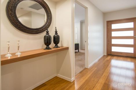 Property photo of 11 Franken Place Heathwood QLD 4110