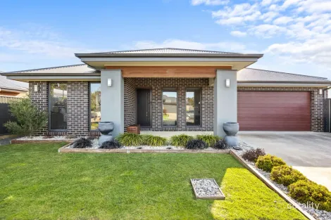 Property photo of 4 Gibbs View Miners Rest VIC 3352