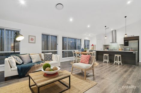 Property photo of 11 Sudbury Drive Pimpama QLD 4209