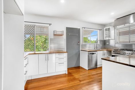 Property photo of 4 Elmire Close Westcourt QLD 4870