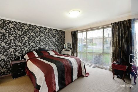 Property photo of 35 Elstar Road Narre Warren VIC 3805