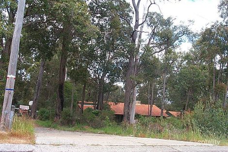 Property photo of 93 Raeburn Road Roleystone WA 6111